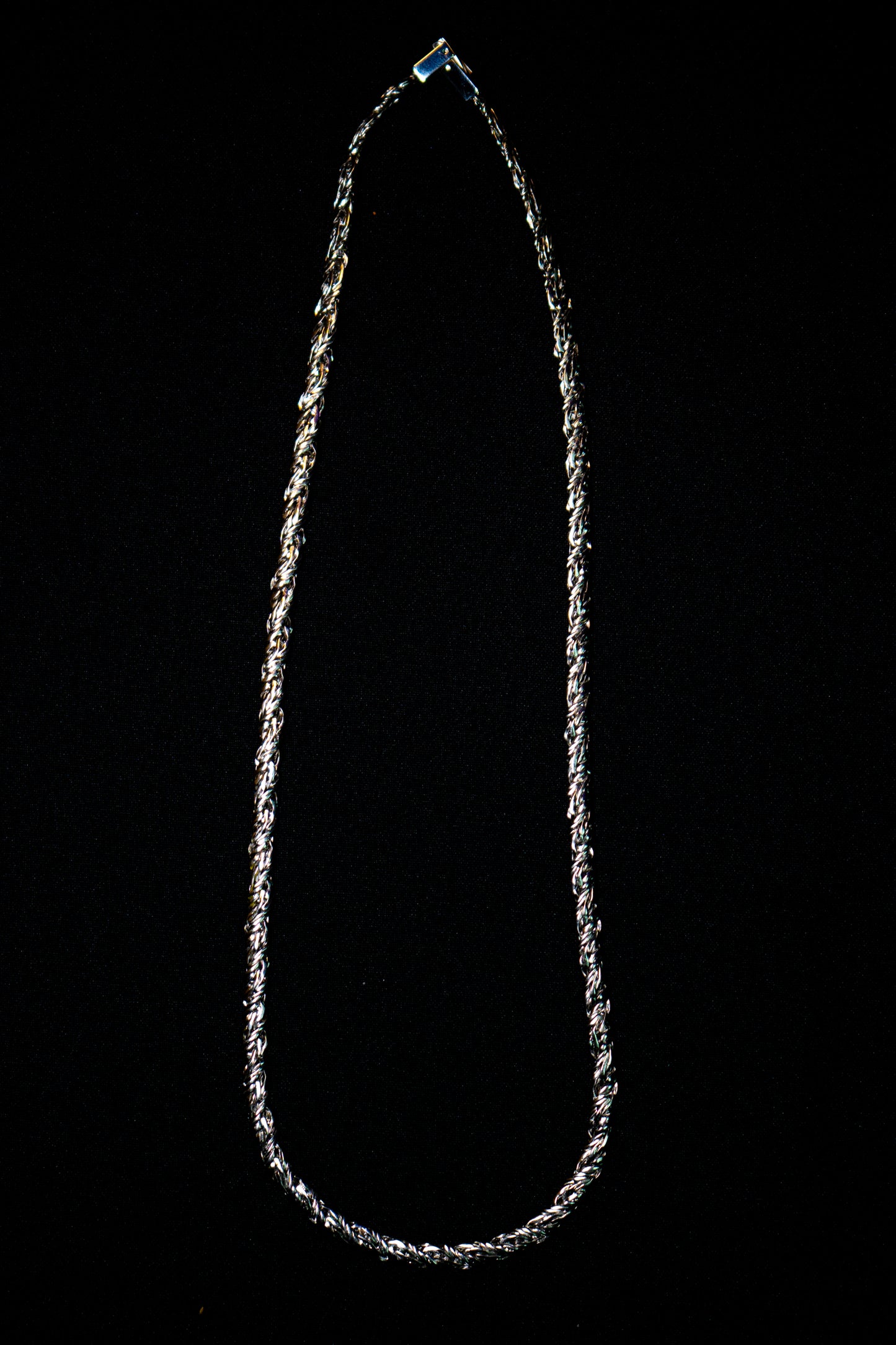 Fio silver trace elegance