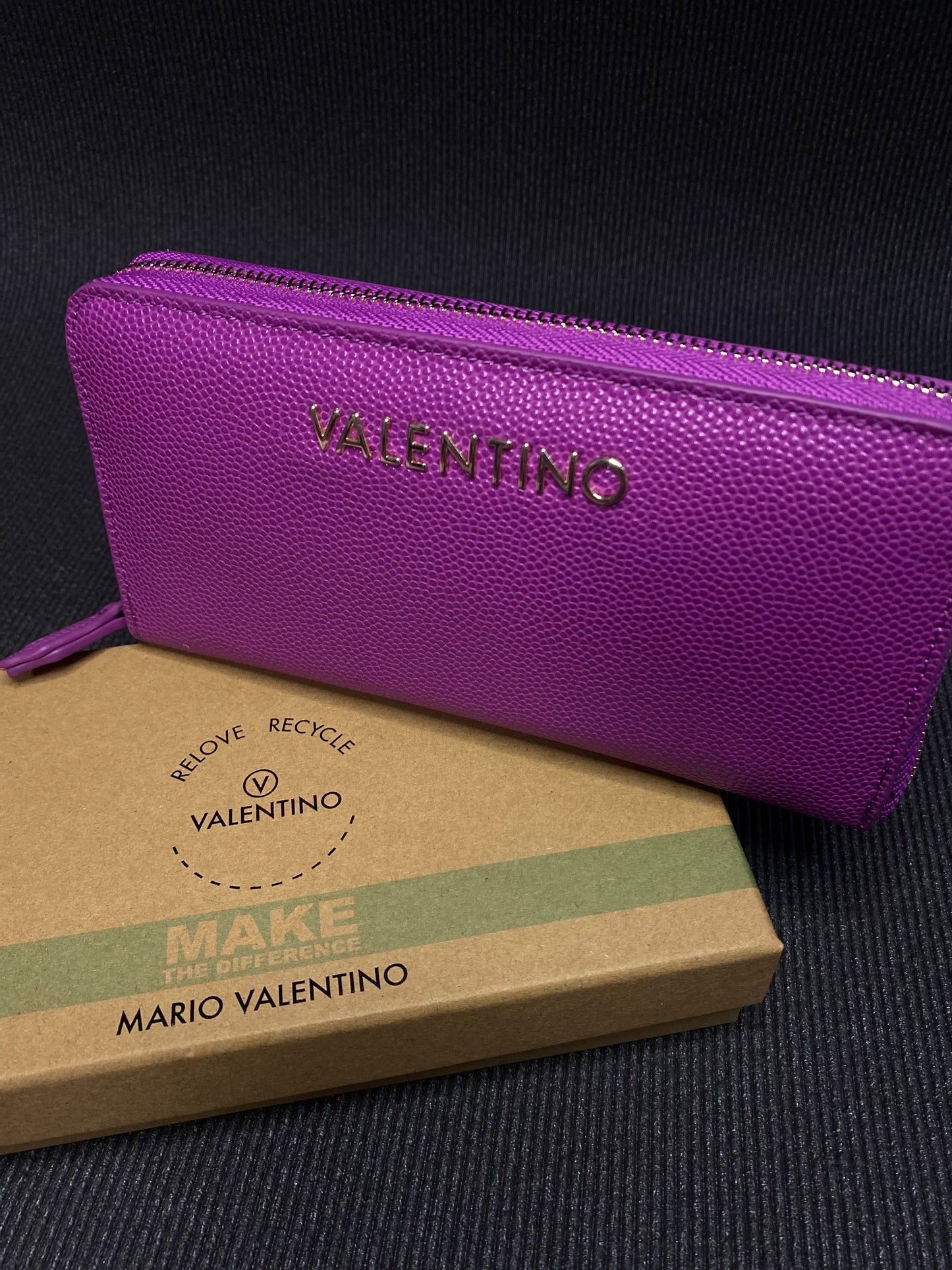 Carteira Valentino roxa