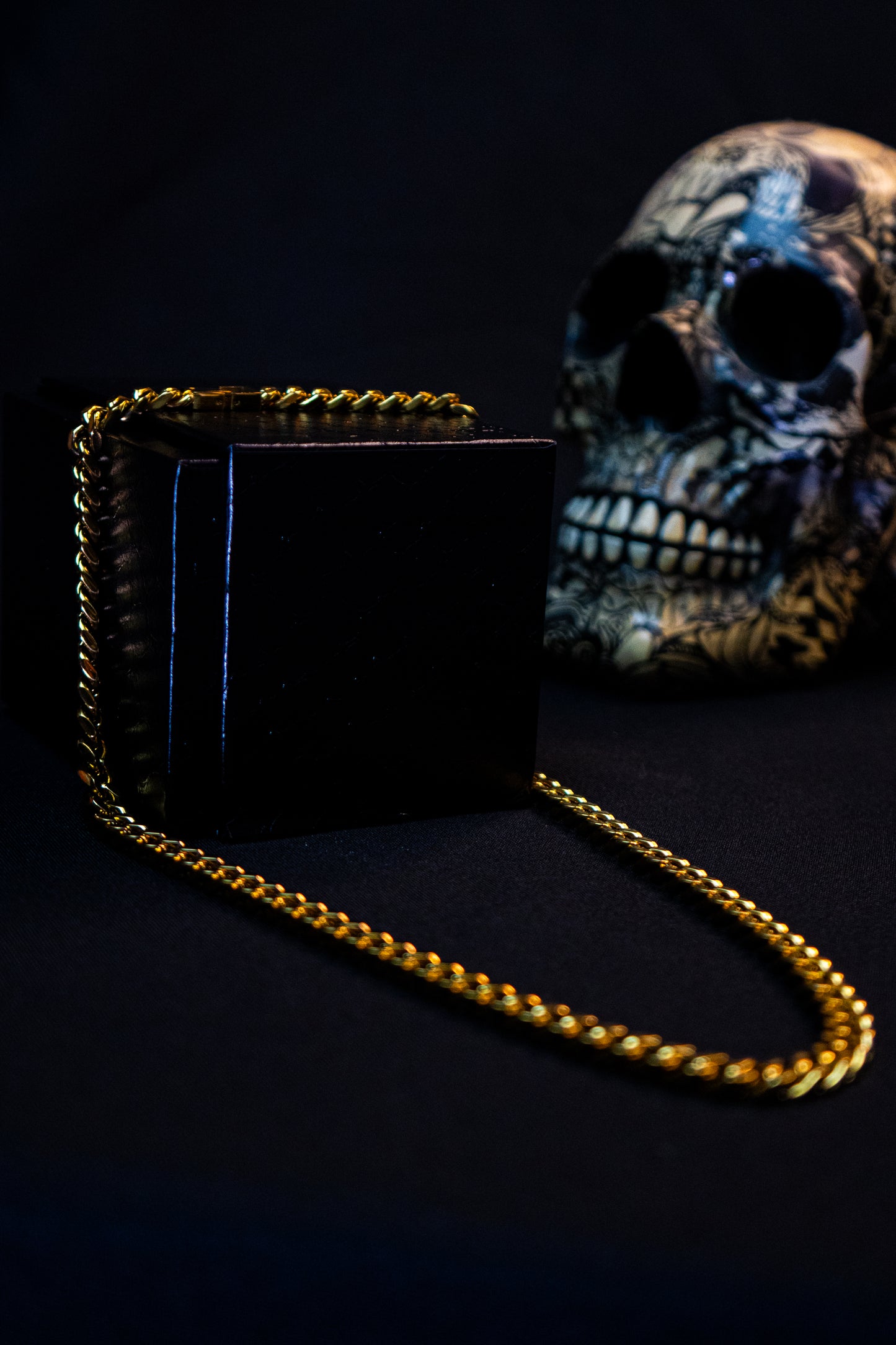 Fio golden luxury