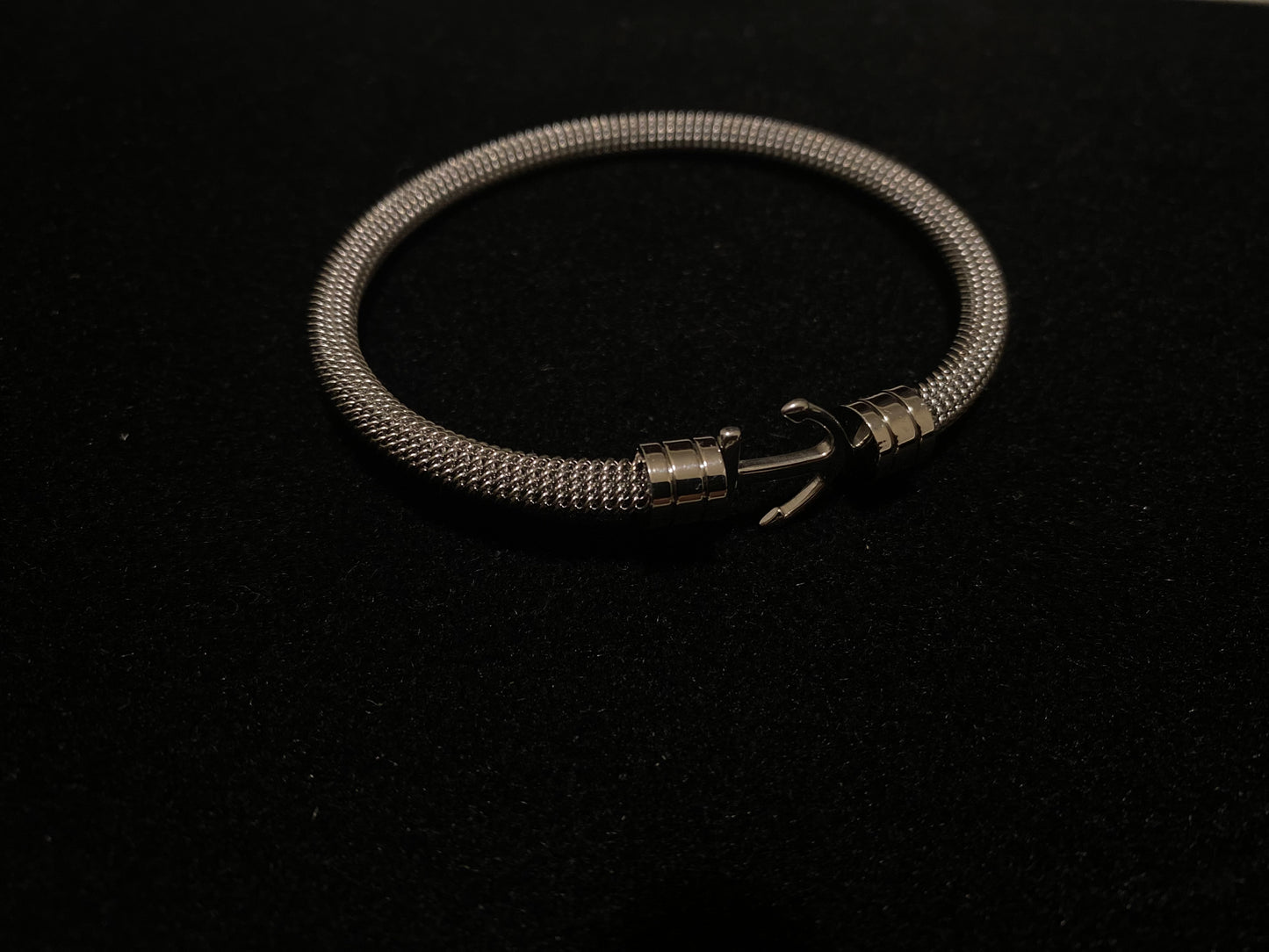 Pulseira âncora luxúria