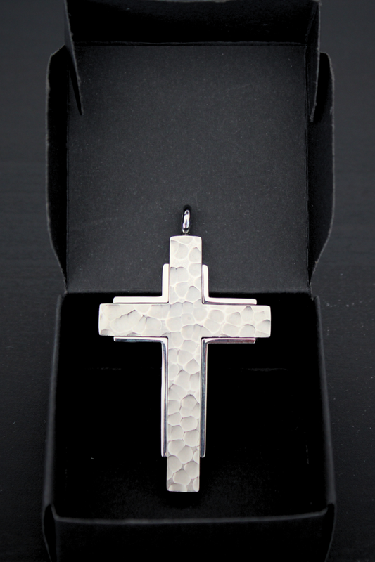 Pingente Cruz com Detalhe Marmorizado